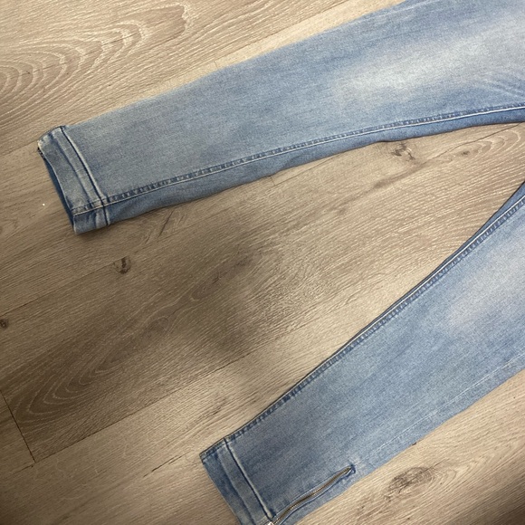 H&M Jeans. - Picture 3 of 5